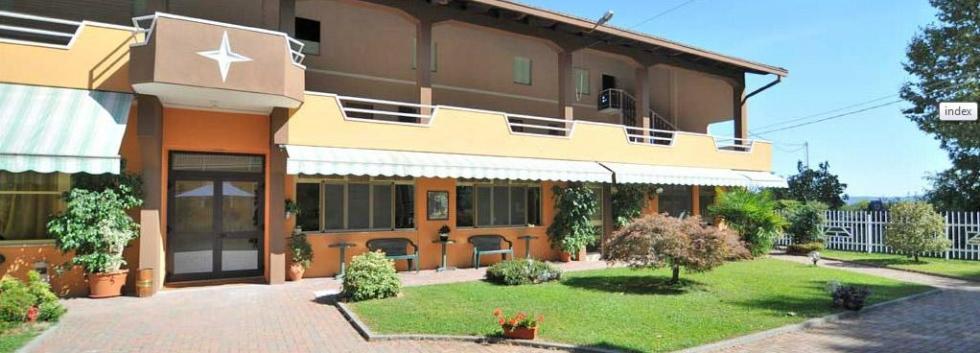 Hotel Stella Bianca San Giorgio Canavese ภายนอก รูปภาพ